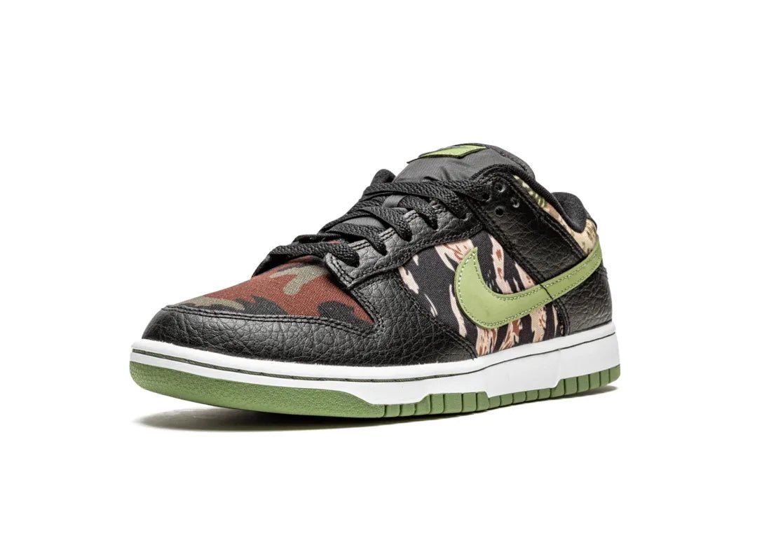 Nike Dunk Low Crazy Camo - PLUGSNEAKRS