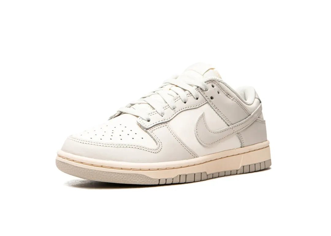 Nike Dunk Low Sail Light Bone - PLUGSNEAKRS