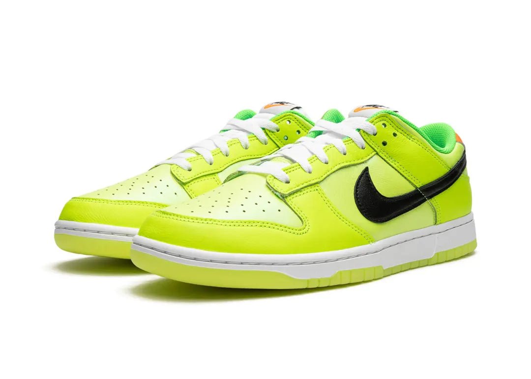 Nike Dunk Low SE Splash Volt - PLUGSNEAKRS