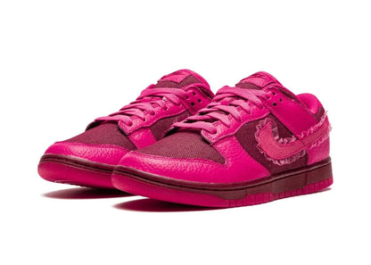 Nike Dunk Low Valentine's Day