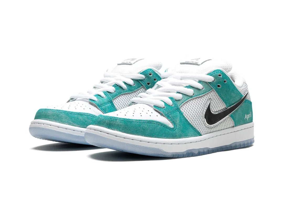 Nike SB Dunk Low April Skateboards - PLUGSNEAKRS