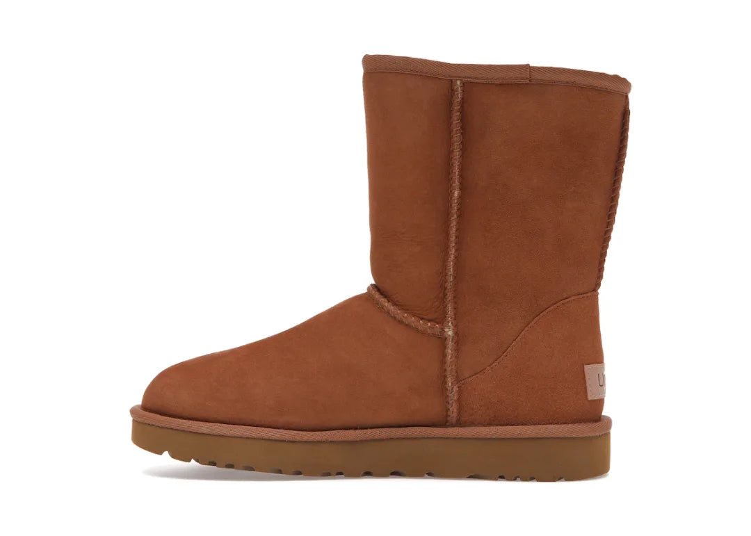 UGG Classic Short II Boot Chestnut (W) - PLUGSNEAKRS